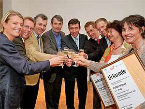 Die Gewinner des Schaufensterwettbewerbs 2004 (Foto: ECC Publico Kärnten)